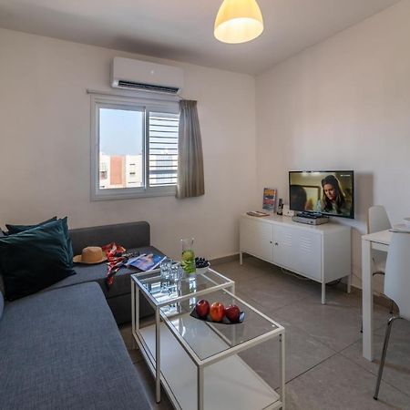 One Bedroom Apartment By Stay Eilat - Eilot Street Exterior photo